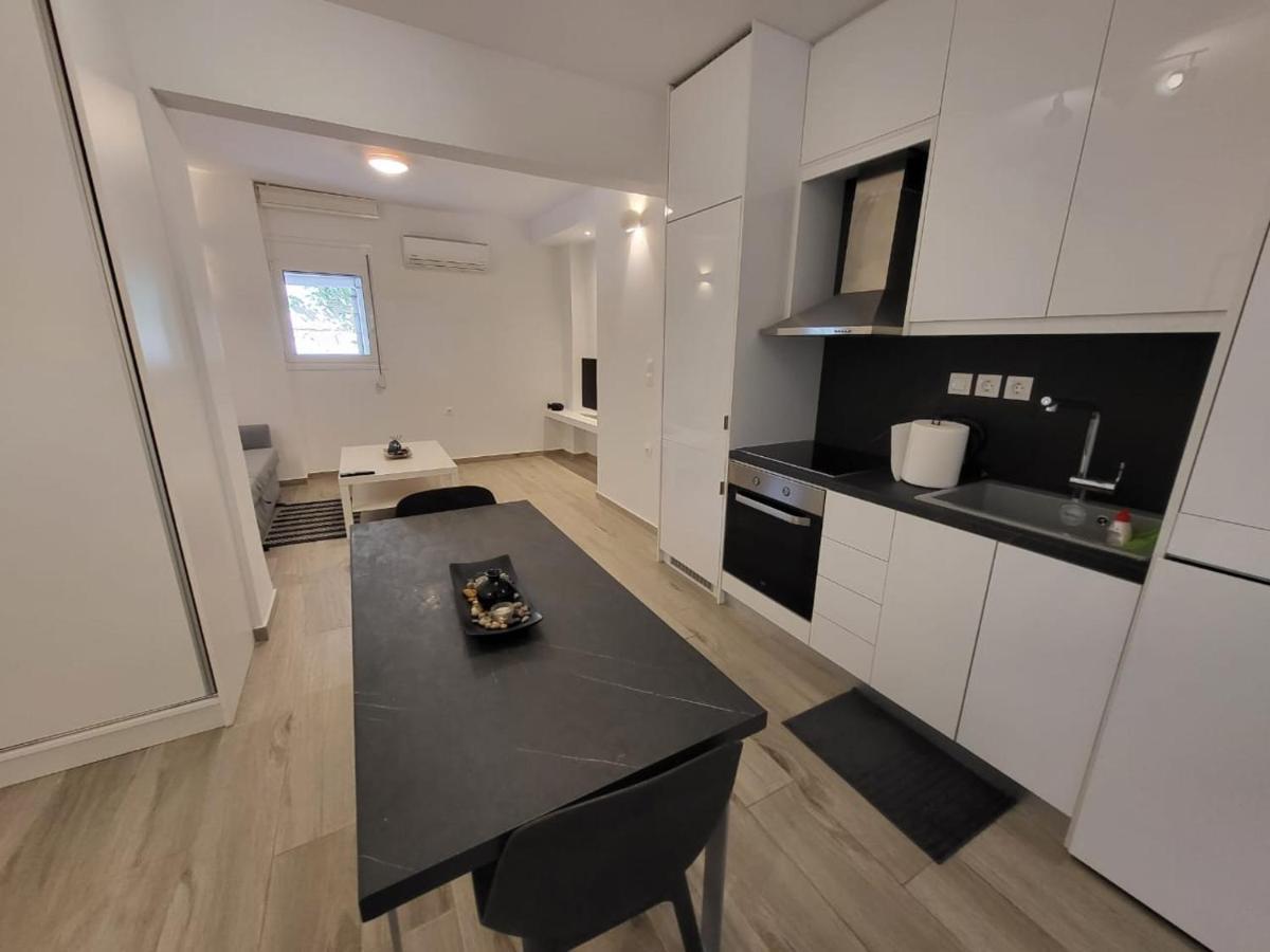 Apartment Near The Center Of Glyfada Αθήνα Εξωτερικό φωτογραφία